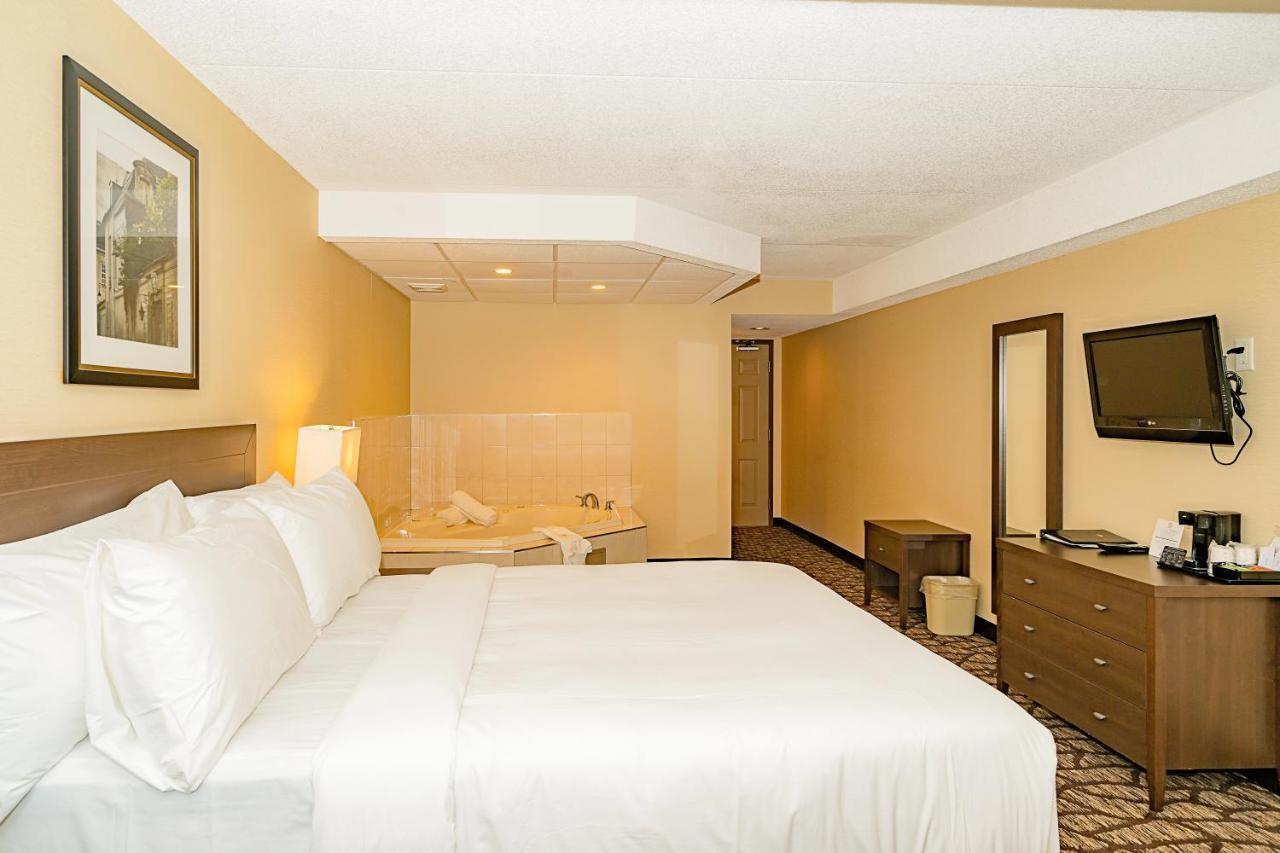 Days Inn By Wyndham Niagara Falls Lundys Lane Dış mekan fotoğraf
